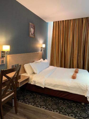 The Room Hotel in Miri