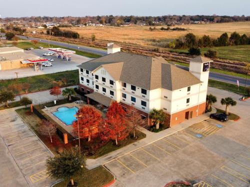 Franklin Inn & Suites