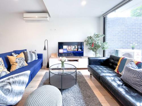 Pride Bentleigh Apartment with Private Garden