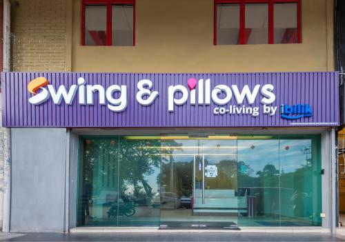 Entrance, Swing & Pillows @ PJ SS2 near Civil Service KGPA Golf Club