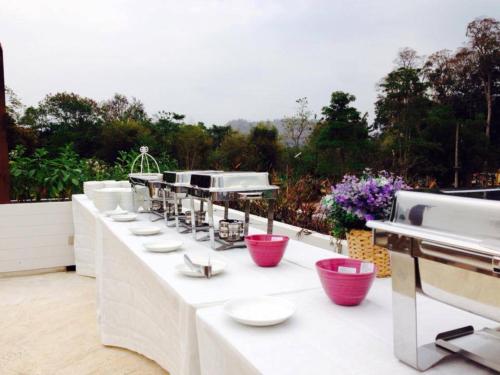 Restaurant, Prairie Hills Resort near Scenical World