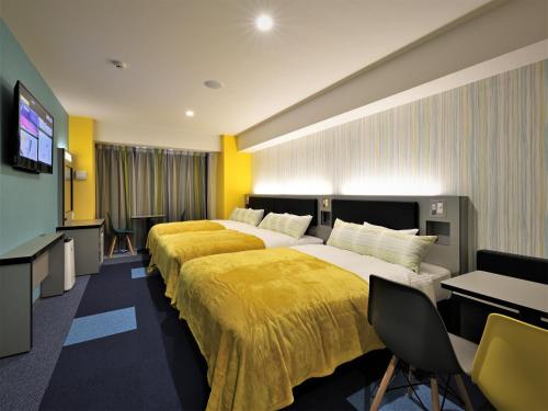 room detail thumbnail 1