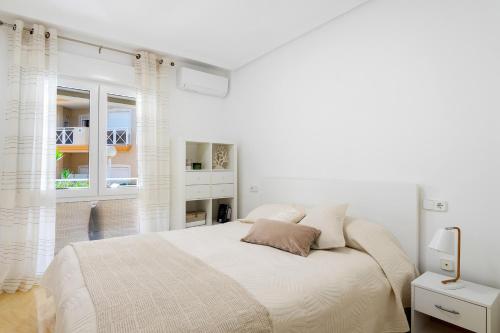 CB Living - Beachfront apartment in Aguamarina