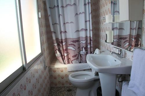 Hostal Mengual - Almiserat