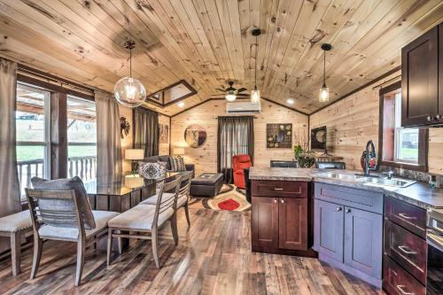 Somerset Cabin, Close to Lake Access!