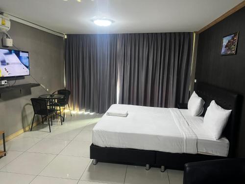 50 m² Huoneisto alueella Kävelykatu, 1 makuuhuone(tta), 1 yksityistä kylpyhuone(tta) (Apsara Inn) in Pattaya