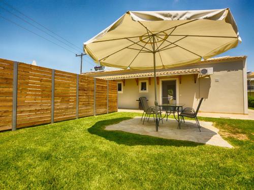 Cozy Family Friendly Apartment with large garden close to beaches - Dirella - Corfu