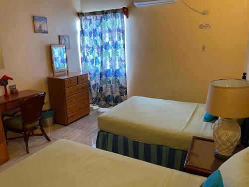 Shirvan Holiday Apartments One Bedroom in Buccoo