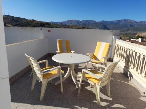 Be Happy in 阿爾戈多納萊斯