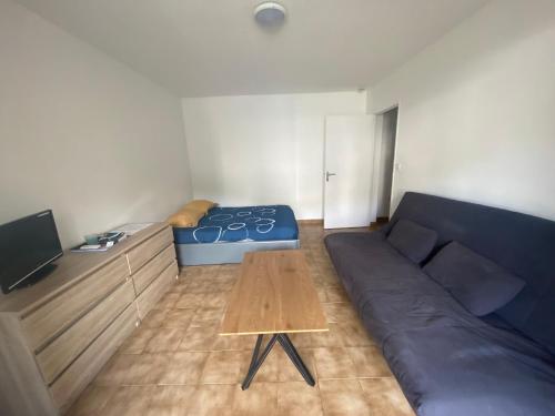 Superbe studio, avec parking sur place gratuit, Bastia (foto 8)