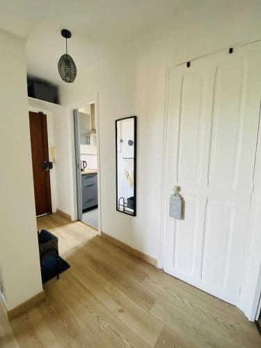 Вид, 15 mn de PARIS, perle rare avec vue - 2 chambres in Сан-Бріс-су-Форе