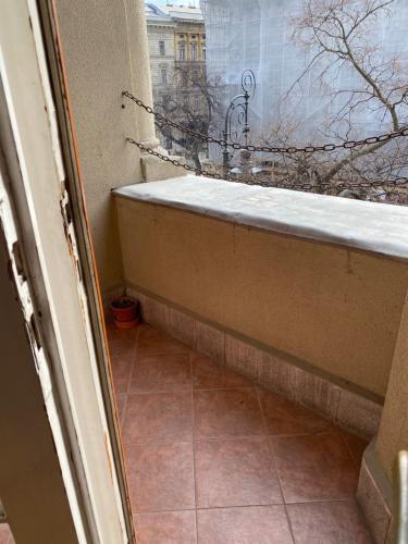 Andrassy Suite - image 9