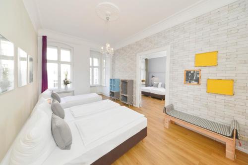 Old Town Apartments - image 3
