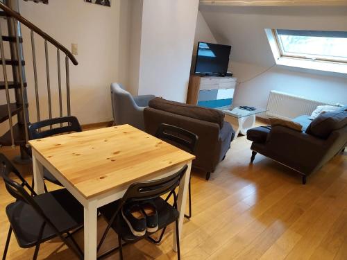  Superbe Appartement 2 étages et Terrasse in Brüssel