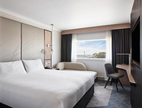 Hyatt Place London Heathrow Airport - image 3
