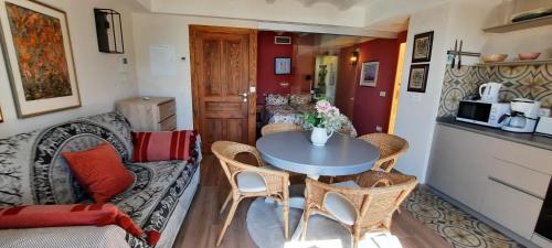 AR28-3, Apartamento con vistas mediterráneo, Villajoyosa (foto 4)
