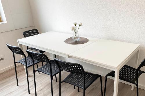 Létesítmények, 2-room apartment with balcony in Meckenheim