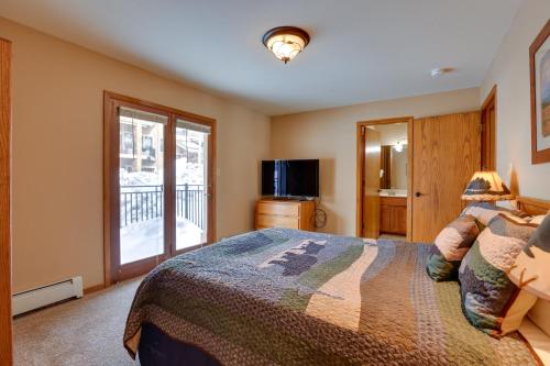 Townhome with Sauna about 1 Mile to Keystone Ski Resort! - image 12