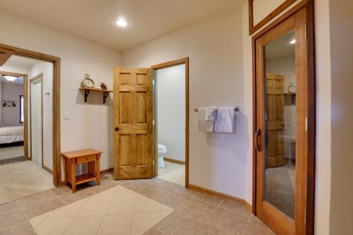 Townhome with Sauna about 1 Mile to Keystone Ski Resort! - image 10