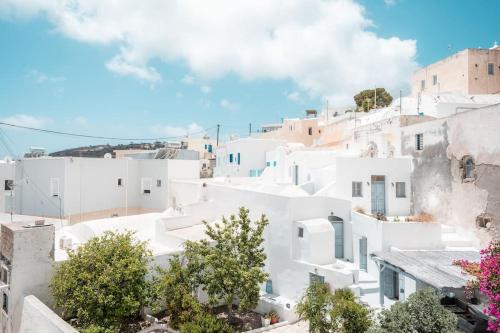 周邊環境, AKRI santorini with heated jacuzzi in 安普雷奧