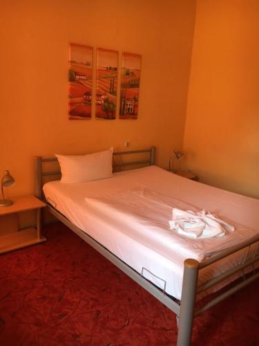 Hotel Pension Streuhof Berlin - main image