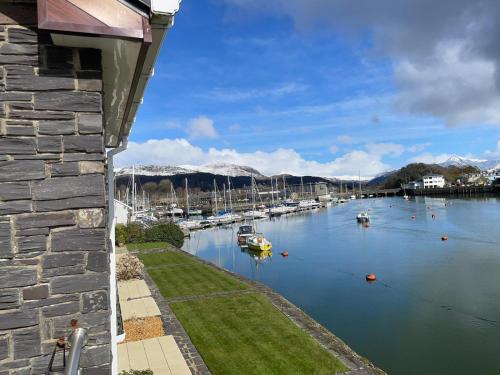 Portmadog, Oakley Wharf