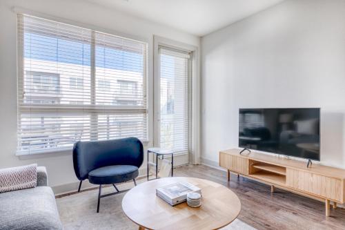 Mission Valley 2br w wd gym Pool nr shops SAN-4 in San Diego, USA