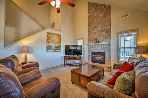 Branson West Golf Getaway with Pool Access! in Branson West, USA