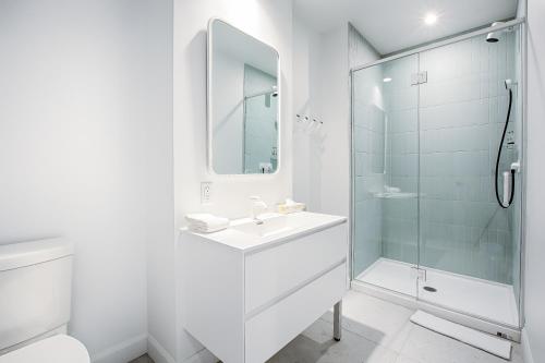 2-bedroom and 2-bathroom apartment - SF201 image 1