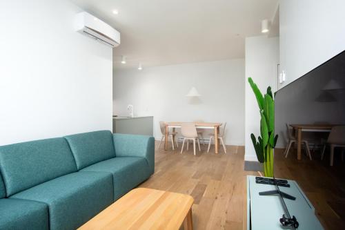 2-bedroom and 2-bathroom apartment - SF201 image 5