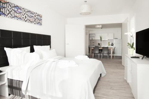 3 bedrooms, 4 beds