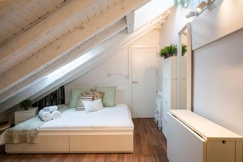 Buhardilla en Plaza Mayor