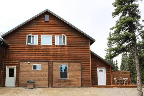 2 King Bedrooms each with full bath, Amazing Views! in Cantwell (AK)