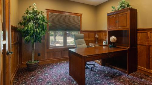 Woodhaven Retreat in Shakopee, USA