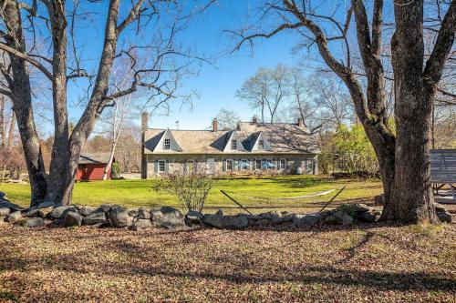 Beautiful Historic 4-Season Country Estate in Okemo Valley