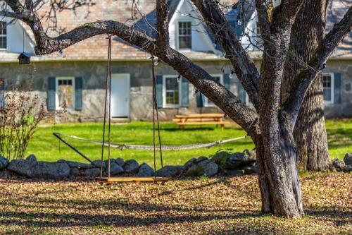 Beautiful Historic 4-Season Country Estate in Okemo Valley