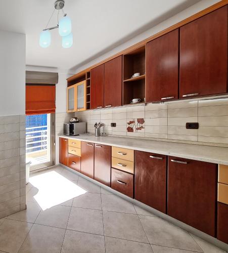 Rino's Apartment, Тирана (фото 2)