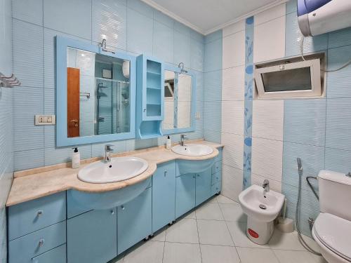 Rino's Apartment, Тирана (фото 7)