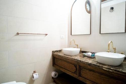 438436579 Hotel Casa Alcestre