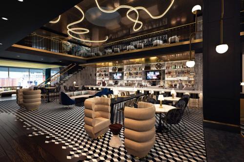 바/라운지, 르네상스 뉴욕 할렘 호텔 (Renaissance New York Harlem Hotel) in 할렘