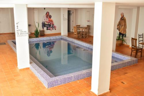 Swimming pool, Hostel Poesia in Foz Do Iguacu