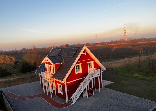 B&B Twielenfleth - Muggelhuus das Loft mit Elbdeichblick im Alten Land und mit Wallbox - Bed and Breakfast Twielenfleth