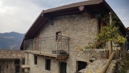  CASA VAL DEL RISO in Gorno