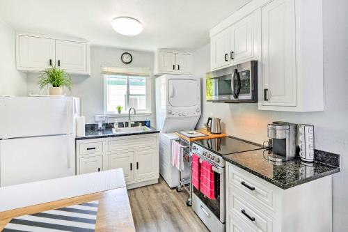 Cozy Monterey Apartment Walk to Wharf and Dtown - image 5