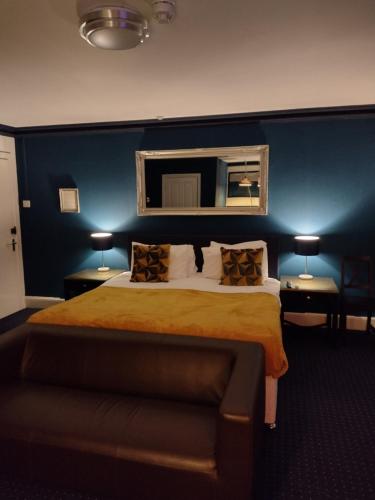 The Crown Inn Keynsham - image 3