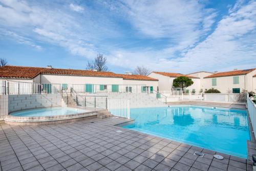 Les Mouettes Appartement cosy avec piscine