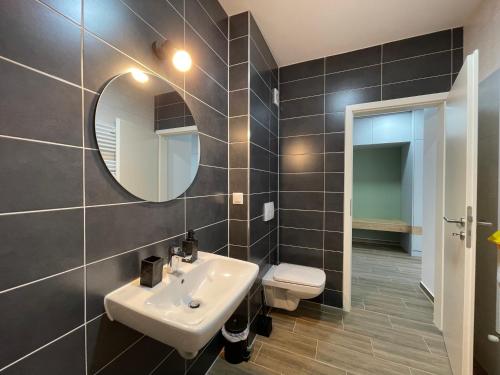 Minimalist 3 Studio Brasov Minimalist 3 Studio Brasov