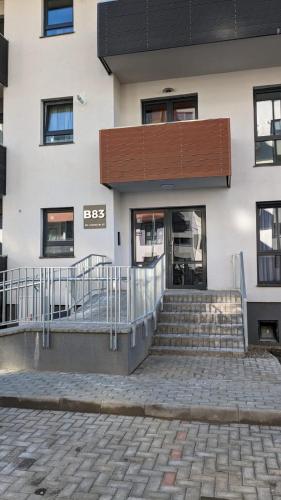 Minimalist 3 Studio Brasov Minimalist 3 Studio Brasov