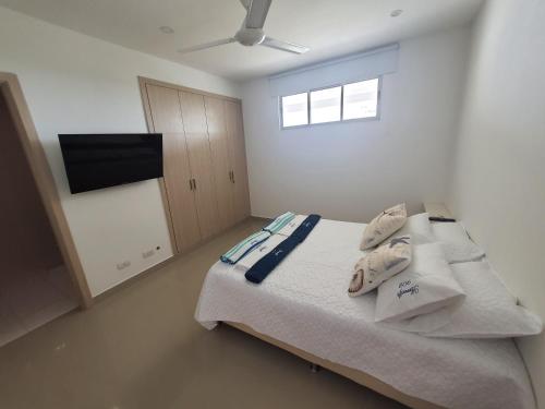 Hermoso apartamento con piscina frente al mar - Primera Ensenada in โกเวนัส