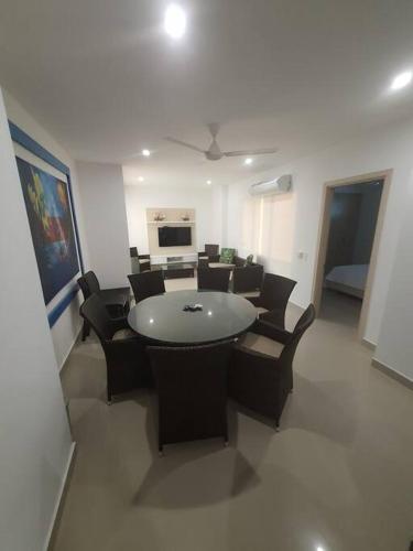 บริการและสิ่งอำนวยความสะดวก, Hermoso apartamento con piscina frente al mar - Primera Ensenada in โกเวนัส